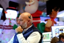 早盘：美股继续上扬 标普500指数接近历史高位