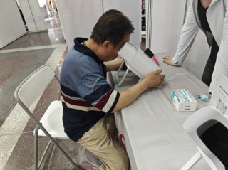 好博会|鹰瞳眼底相机免费体验，两分钟检查眼部健康，能查验55种风险指标