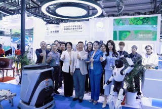 玉树智能亮相2025深圳（国际）市容环境产业博览会 引领智慧城市发展新风向