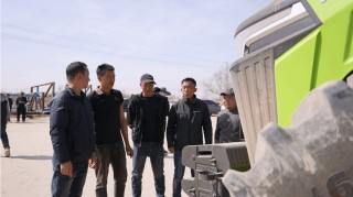 国产高端农机加速突破！中联重科DV4104混动拖拉机进入新疆熟化项目田间验证阶段