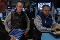 午盘：美股维持涨势 科技股涨幅领先