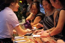 金条和金币作为黄金投资哪个更好？