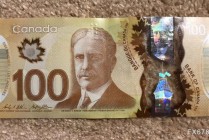 美元走弱与油价反弹形成共振，USD/CAD连续回落接近前期低点