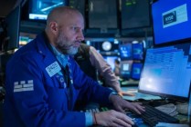 早盘：美股维持涨势 纳指上涨0.6%