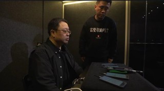 罗永浩“科技春晚”被吐槽迟到、广告太多，凌晨自曝多年发布会“内幕”