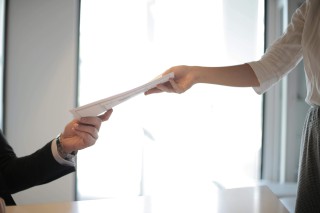 如何办理车辆过户保单？办理车辆过户保单有哪些流程？