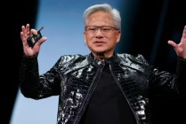 英伟达疯狂砸钱 FCC主席力挺SpaceX