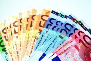 ETF期权行权价格间距如何确定？确定价格间距有什么影响？