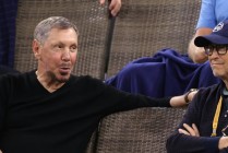 甲骨文应对SaaS寒冬的对策：免费提供AI功能