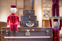 LVMH第四季度时装和皮具业务销售疲软 表明奢侈品公司继续承压