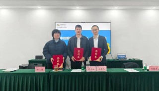 中创新航“电池入江”，三方签约力推“电化长江”！电动船舶时代全面加速