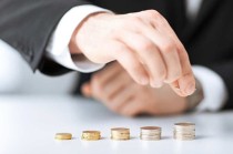 如何认识特定金融产品的用途与价值？该产品在投资中有何地位？