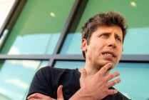 OpenAI CEO：上月年度经常性收入增10亿美元，靠的不是ChatGPT