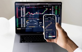 如何领会金融市场操作？扫盘在金融市场中有何表现？
