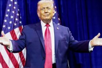 特朗普和平理事会建群 永久席位开价10亿美元 马克龙将拒绝邀请