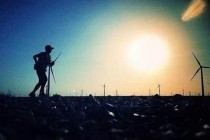 传统燃油车和新能源车如何选？