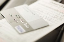 信用卡还款宽限期内还款算正常吗？