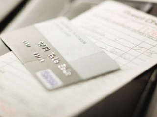 信用卡还款宽限期内还款算正常吗？