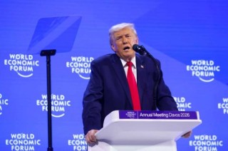 指责卡尼言论忘恩负义 特朗普称加拿大“因美国而存在”