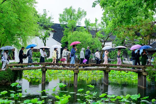 端午小长假“好玩不贵”：周边游出游人次占比近50%，主题乐园景区最受欢迎  第3张