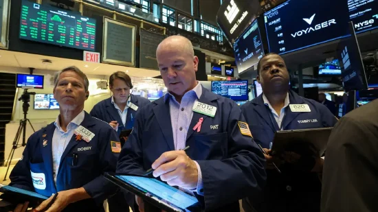 开盘：美股周四低开 特朗普威胁单边征收关税  第2张