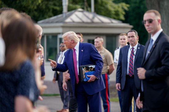 美国参议院将公布特朗普税改法案草案 但SALT之争将悬而未决  第2张