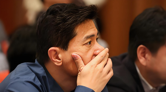 单季净亏损112亿元!李彦宏为“不聚焦”买单 | BUG 第1张 单季净亏损112亿元!李彦宏为“不聚焦”买单 | BUG 第1张