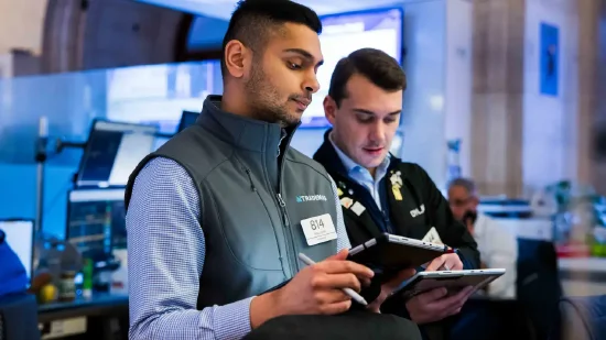 午盘:美股转跌 道指回吐早盘700点涨幅 第1张 午盘:美股转跌 道指回吐早盘700点涨幅 第1张