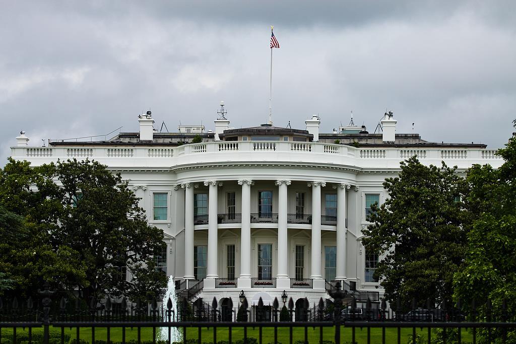 美最高法将开会讨论是否受理限制出生公民权诉讼  第1张