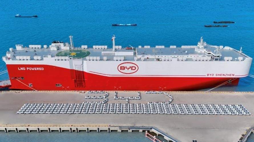 超越特斯拉！比亚迪问鼎2025年全球纯电销量冠军  第4张