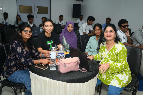 ATFX:印度研讨会亮点纷呈 多业务协同助力品牌发展 第3张 ATFX:印度研讨会亮点纷呈 多业务协同助力品牌发展 第3张