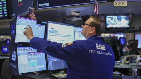 1月15日收盘：美股连续第二日收跌 市场关注银行财报与地缘政治风险  第1张