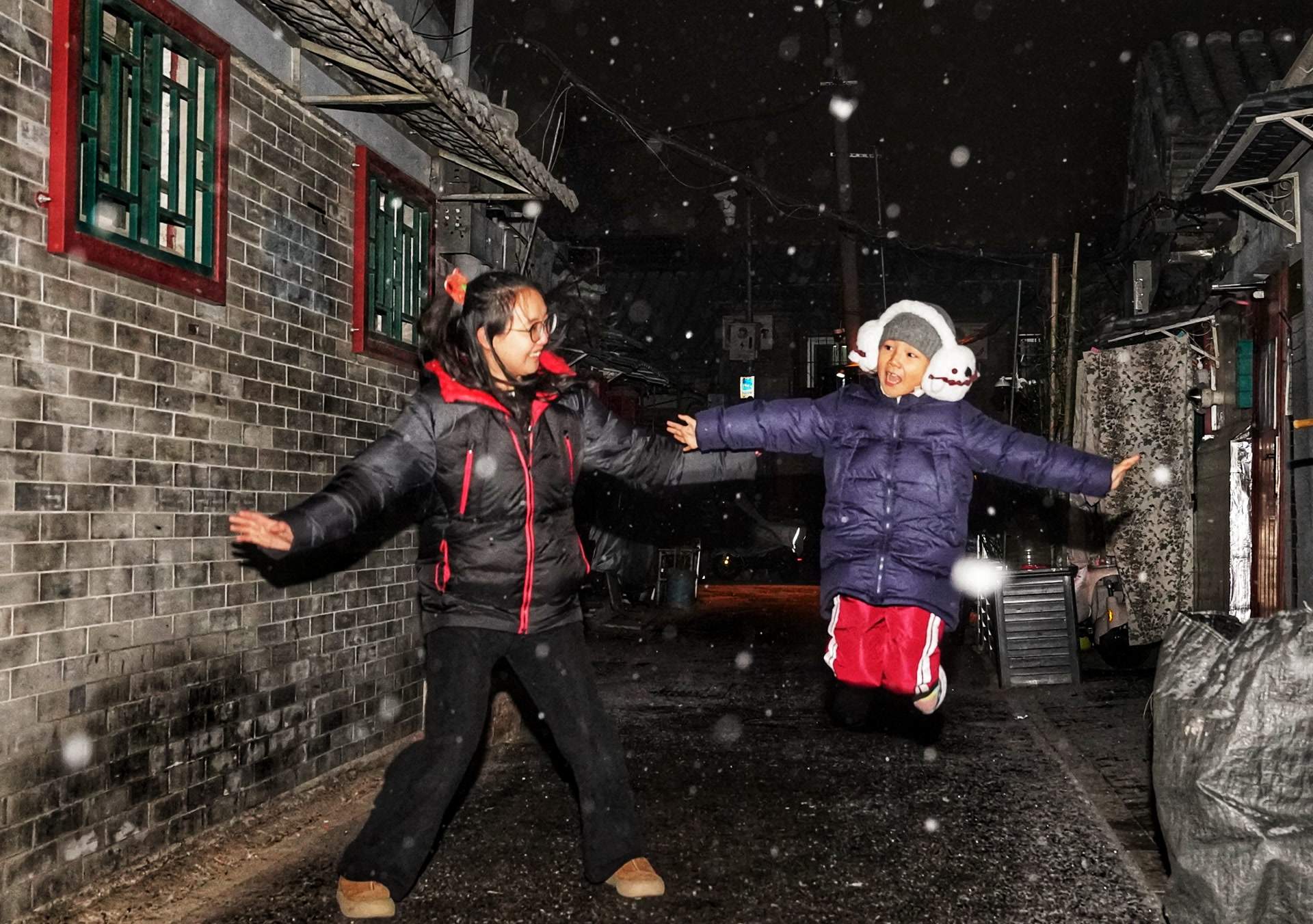 新年初雪落京城，定格冬日小欢喜  第1张