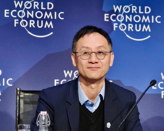 直击达沃斯|腾讯汤道生:AI不止AGI,把模型选择权交给客户,不让任何人掉队 第1张 直击达沃斯|腾讯汤道生:AI不止AGI,把模型选择权交给客户,不让任何人掉队 第1张