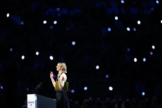 新华社出图丨这次是米兰冬奥会开幕式！每一张都是屏保  第19张