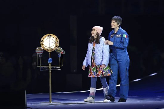 新华社出图丨这次是米兰冬奥会开幕式！每一张都是屏保  第26张