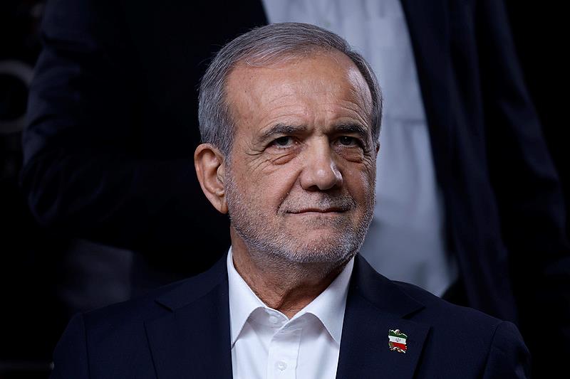 伊朗总统：伊朗人民绝不会向霸凌屈服  第1张