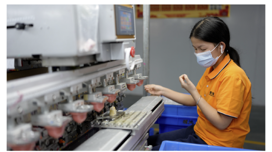 政府工作报告明确！今年将深入整治“内卷式”竞争  第1张