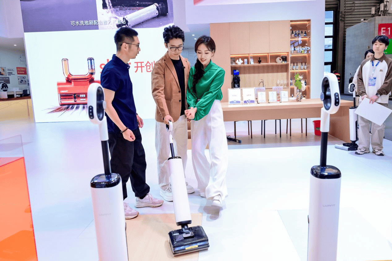 当清洁电器集体“长手长脚”，友望为何选择“让用户不受罪”？  第9张