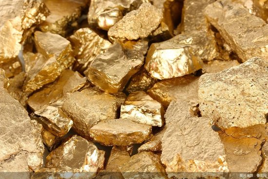 金价震荡！有银行“出手”上调黄金点差，炒金门槛再提高  第1张