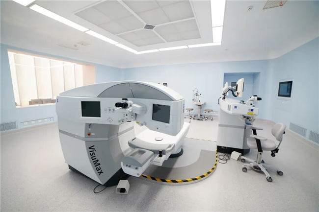 以清晰视野，征服人生赛道｜滑雪健将的中视眼科摘镜之旅  第2张