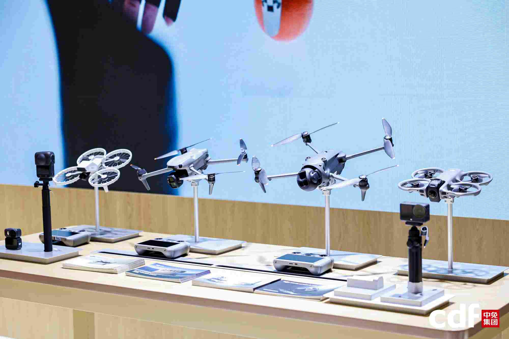 第六届消博会启幕 中免集团锚定封关机遇擘画免税发展新蓝图 第5张 第六届消博会启幕 中免集团锚定封关机遇擘画免税发展新蓝图 第5张