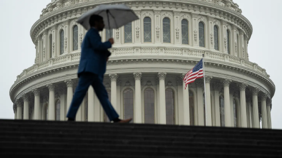 人工智能政治献金成中期选举争议焦点  第1张