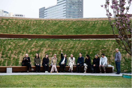 全球建筑泰斗诺曼·福斯特到访维晟中心，北京CBD核心区再添大师印记  第1张