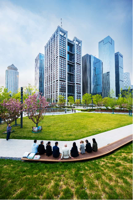 全球建筑泰斗诺曼·福斯特到访维晟中心，北京CBD核心区再添大师印记  第2张